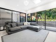 Contemporary Duplex with Alfresco Living in Sylvania