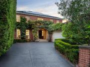 Contemporary Elegance, Space and Luxury