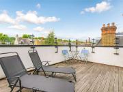 Contemporary family house in a well sought after location