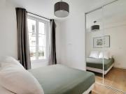 Contemporary flat in the heart of Paris, Paris Amsterdam...