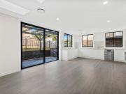 Contemporary Four Bedroom Duplex in a Prime Menai Location