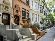 Contemporary house with garden