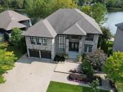 Contemporary house with pool