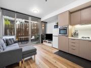 Contemporary living on the edge of Edinburgh Gardens