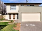 Contemporary Living Parkside Setting