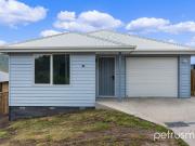 Contemporary Living with Style and Convenience