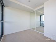 Contemporary One Bedroom Apartment in North Melbourne