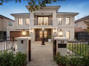 Contemporary Refinement On A Grand Scale