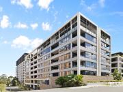 CONTEMPORARY RIVERSIDE LIVING