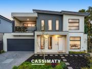 Contemporary Sophistication in a Coveted Cranbourne Pocket