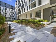 Contemporary Studio Apartment in Harold Park