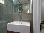 Contemporary studio close to the Natural History Museum...