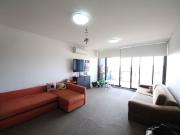 Contemporary Style Apartment