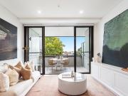 Contemporary ‘Teneo’ Apartment of Relaxed Village Living