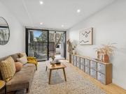 Contemporary 48sqm terrace style apartment with private...