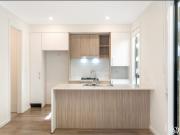 Contemporary Townhouse in Marden