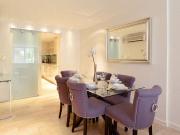 Contemporary Two Bedroom Apartment in Kensington Contemporary Two Bedroom Apartment in Kensington
