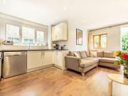 Contemporary Victorian flat in Brixton
