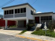 CONTRY PRIMER SECTOR. PRECIOSA Y AMPLIA RESIDENCIA EN...