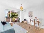 Convenient & Contemporary Living FULLY FURNISHED 6mths only