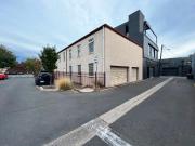 Convenient & Flexible Showroom & Warehousing