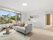 Convenient & Freshly Appointed Mosman Village Apartment