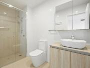 Convenient Location and Spectacular Outlook