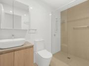 Convenient Location, Spectacular Outlook Convenient Location, Spectacular Outlook