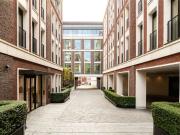 Convenient one bedroom flat with pool, spa and gym...