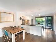 Convenient Riverfront Townhouse