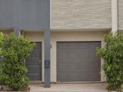 Convenient Townhouse Living!