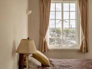 Convenient two bedroom flat with beautiful views in a...