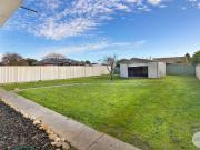 CONVENIENT WENODUREE LIVING