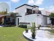 Conveniente casa con vista al campo de golf