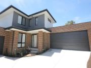 Conveniently Located Townhouse