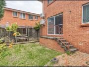 CONVENIENTLY LOCATED TOWNHOUSE