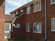 Conway Gardens, Grays RM17, 2 bed flat to rent, £1,350...