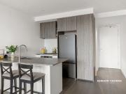 Cool Contemporary Living With All The Extras