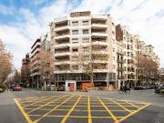 Cool double bedroom close to Sant Pau