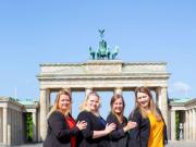 Cool single bedroom in a 4 bedroom apartment near Berlin...