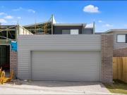 Coomera Town House with Double Garage