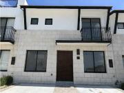 CASA EN VENTA EN EL REFUGIO, SANTIAGO DE QUERETARO GIH