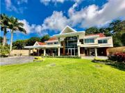 Copia de Se vende casa 800m2 5h+s+ch/7b/15p La Lagunita