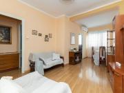 COQUETO PISO EN EN CORTS