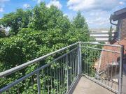 CORDULA IMMOBILIEN im beliebten Dachgeschoß mit Balkon...