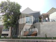 Corner 1 Kanal Designers House For Sale In Bahria Town...