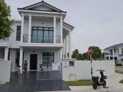 CORNER 2 Storey Terrace House Eco Tropic Kota Masai