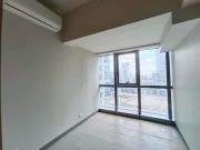 Corner 3BR for Sale in Uptown Parksuites Tower 1, BGC 89...