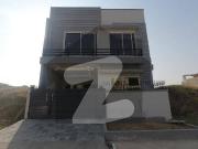 Corner Beautiful Sun Facing House