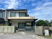 Corner Double Storey House for Rent at Moyan Taman...